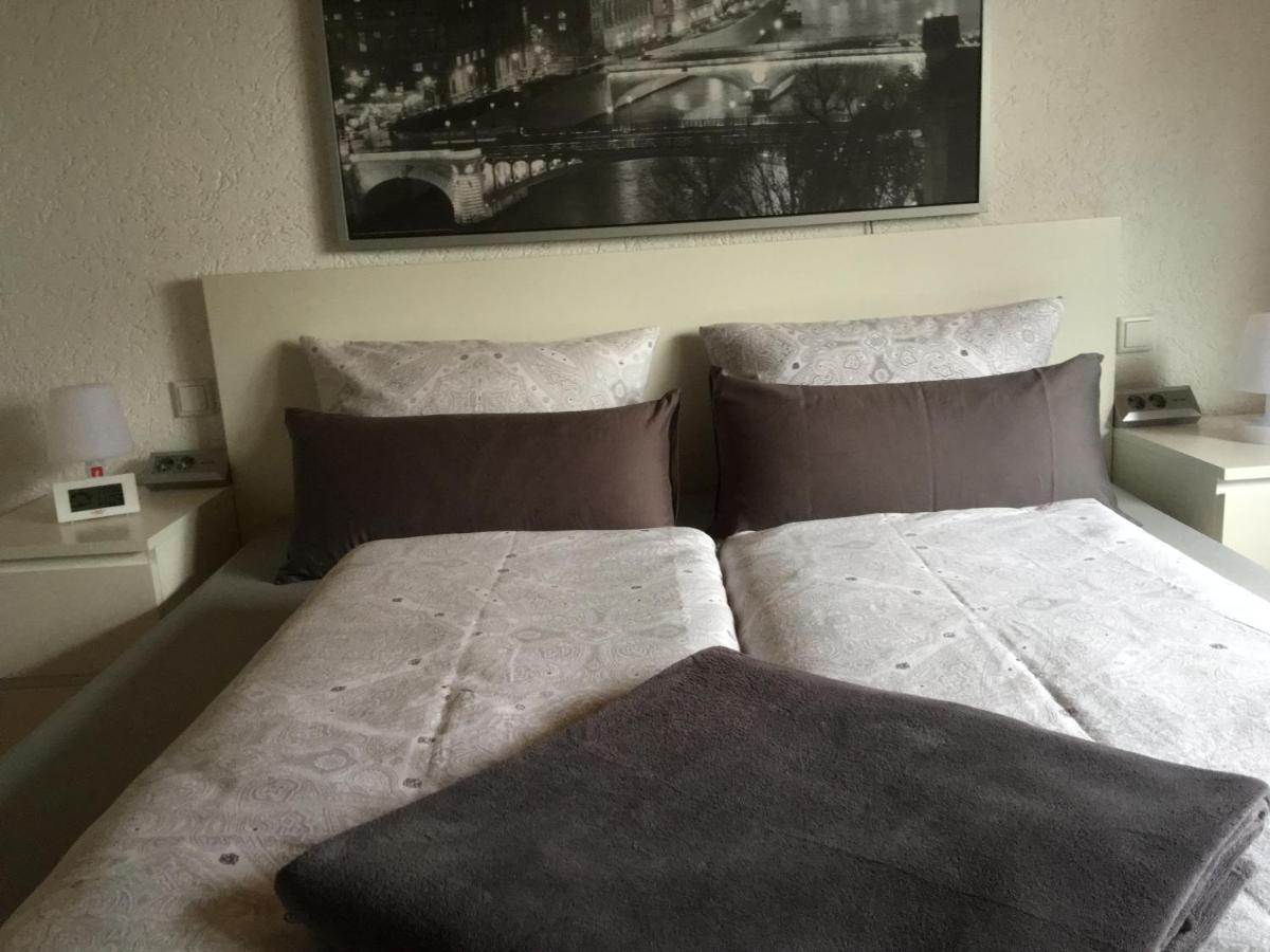 Schwarz-Weiss Apartment Rust Ngoại thất bức ảnh